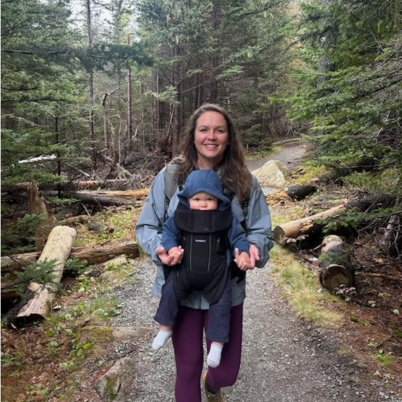 Meet your Posher, Kimberly - Picture 1 of 6